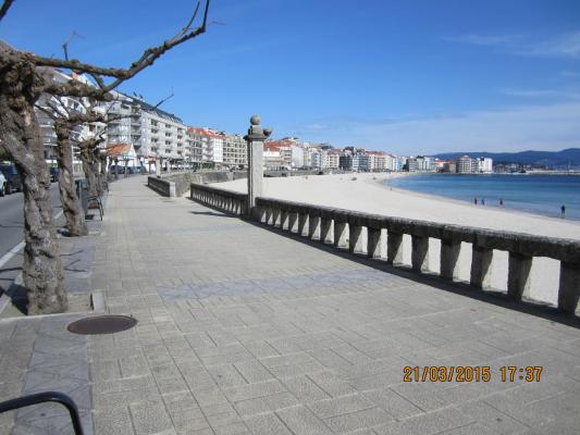 APARTAMENTO EN SANXENXO A 50 M DE SILGAR